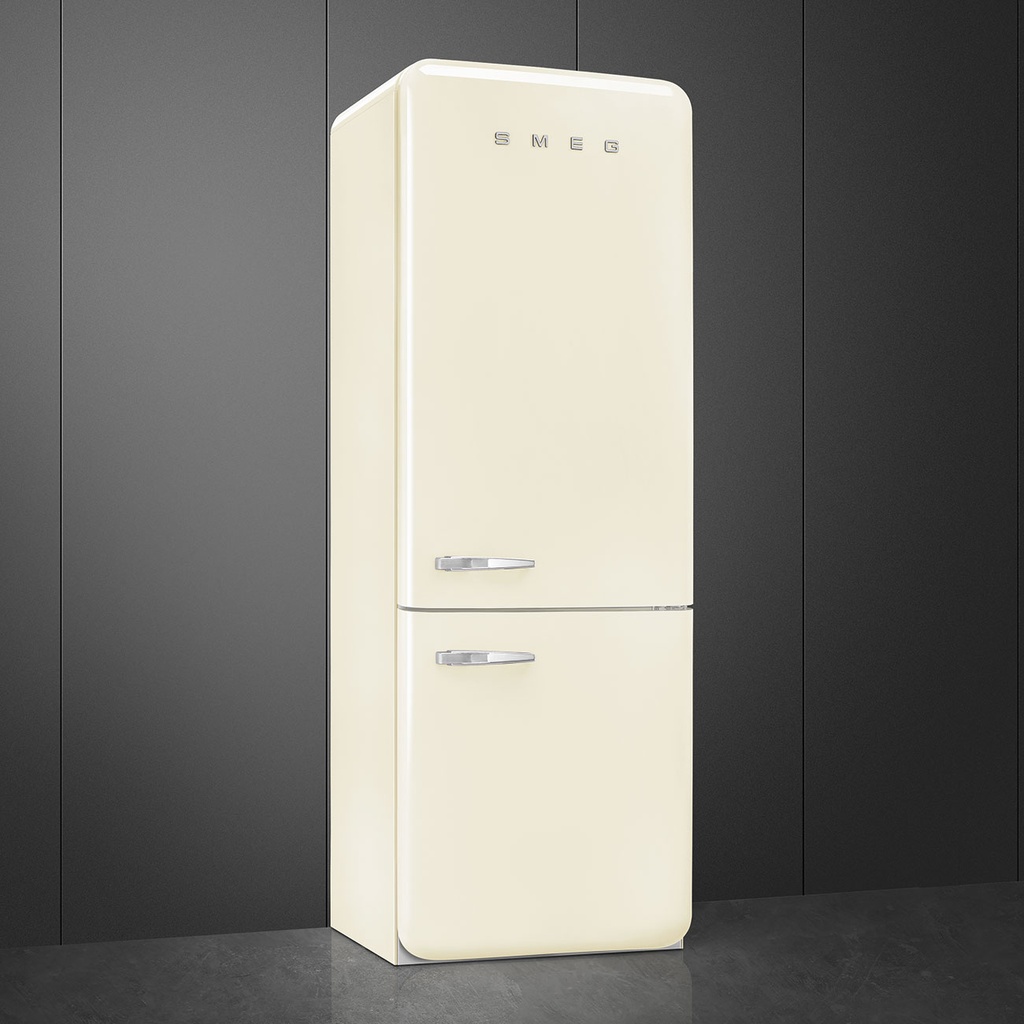 Refrigerador SMEG FAB38URCR