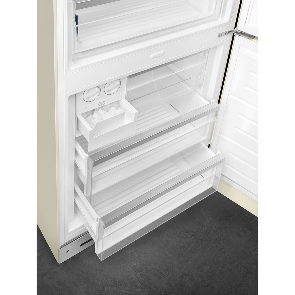 Refrigerador SMEG FAB38URCR