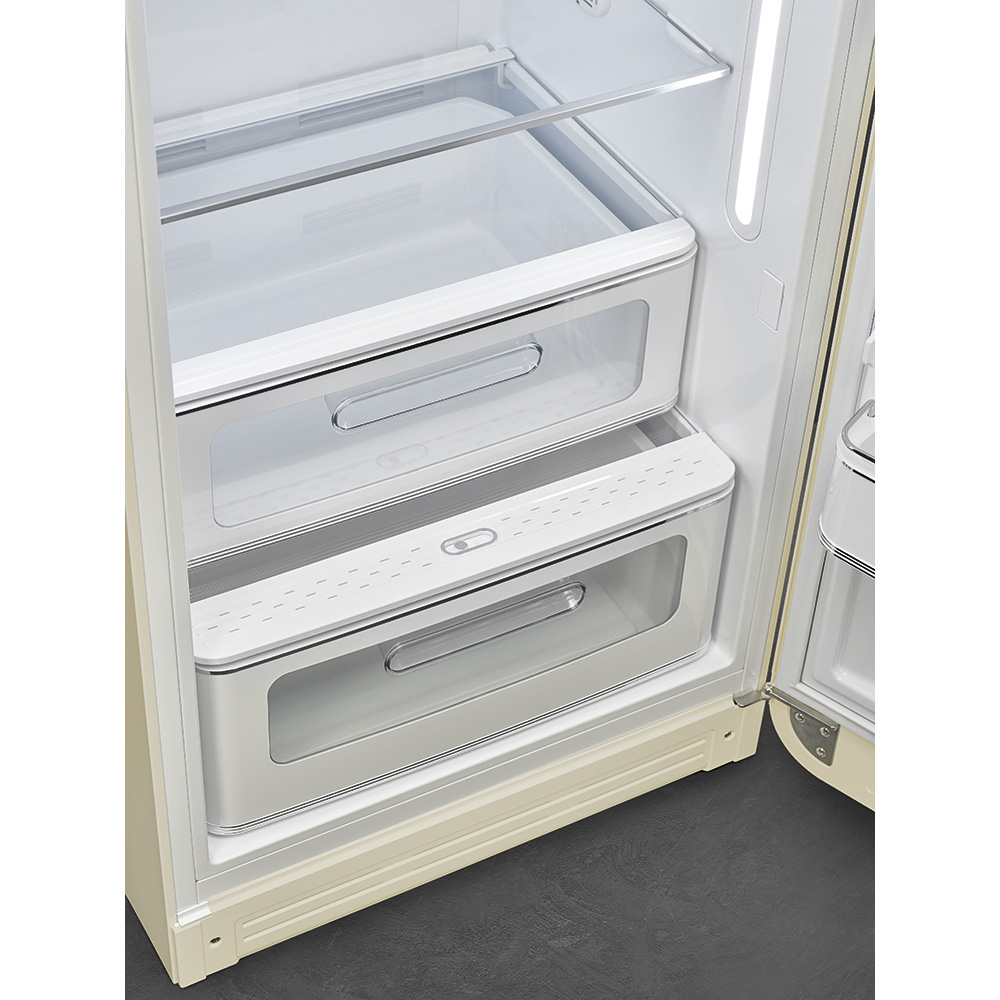 Refrigerador SMEG FAB28URCR3